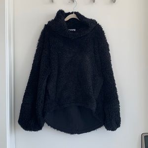 Lululemon Warm Restore Sherpa Pullover, Black XS/S